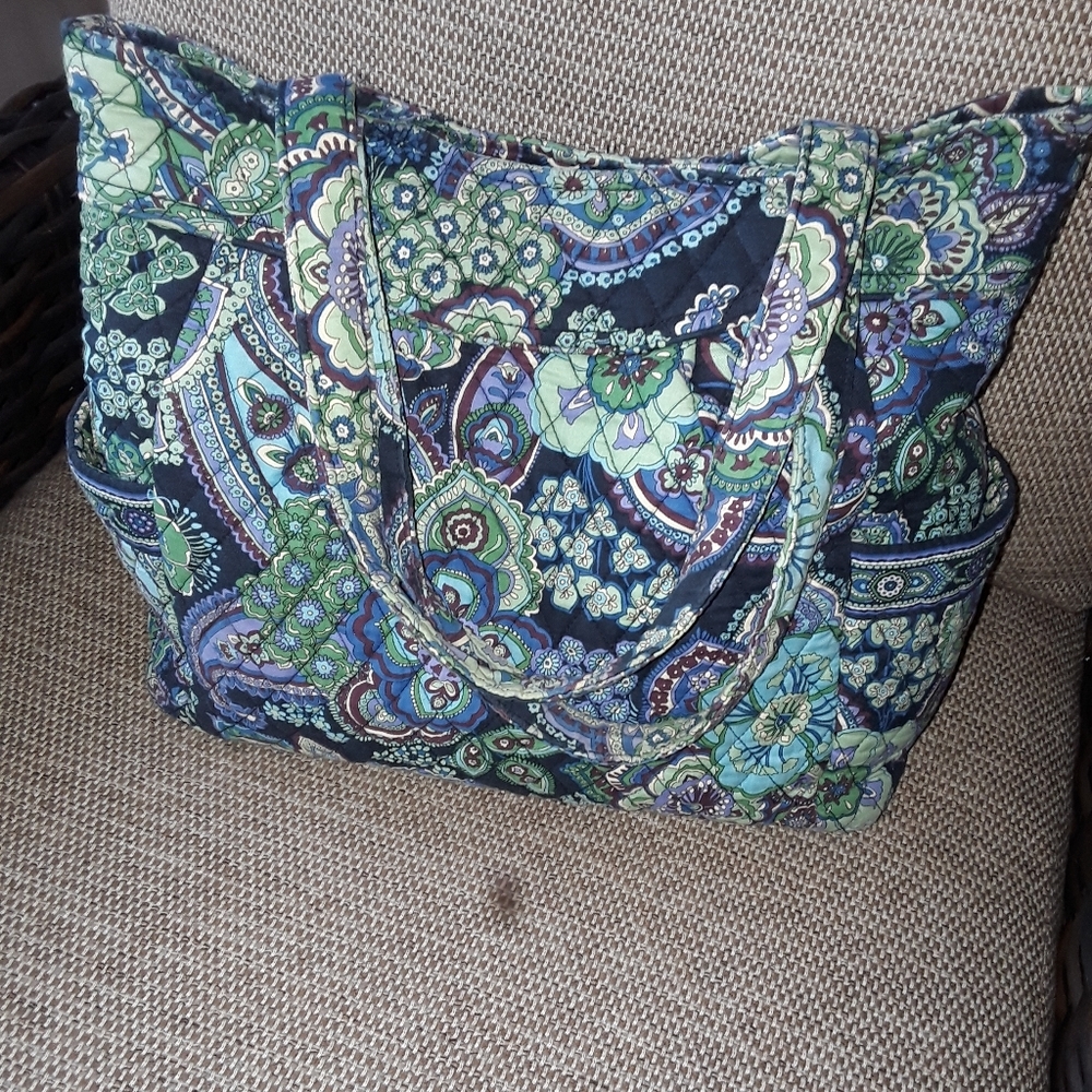 Vera Bradley tote bag